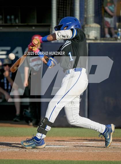 Thumbnail 1 in Glendora vs. San Dimas (CIF SS Division 3 Final) photogallery.