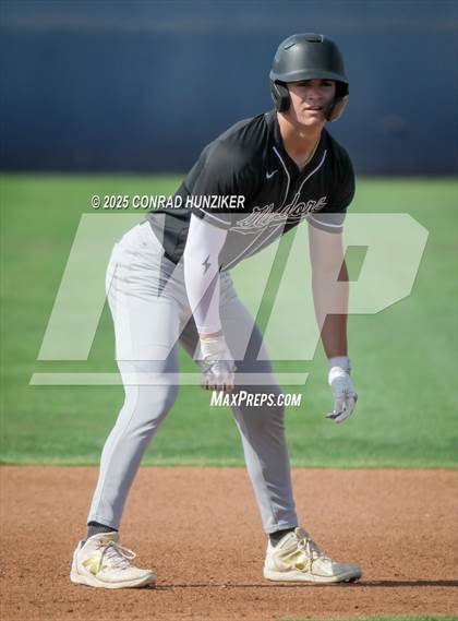 Thumbnail 3 in Glendora vs. San Dimas (CIF SS Division 3 Final) photogallery.