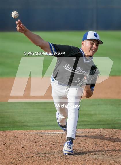 Thumbnail 2 in Glendora vs. San Dimas (CIF SS Division 3 Final) photogallery.