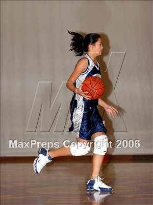 Thumbnail 1 in Irvine University vs. Northwood (Ocean View Tournament) photogallery.