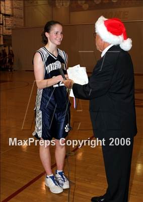 Thumbnail 2 in Irvine University vs. Northwood (Ocean View Tournament) photogallery.