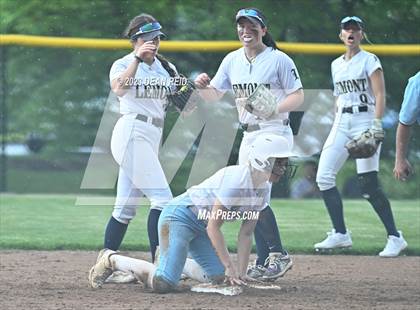 Thumbnail 1 in Joliet Catholic vs Lemont (IHSA 3A Sectional Semifinal) photogallery.