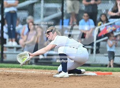 Thumbnail 1 in Joliet Catholic vs Lemont (IHSA 3A Sectional Semifinal) photogallery.