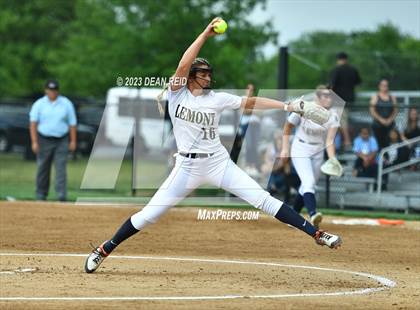 Thumbnail 2 in Joliet Catholic vs Lemont (IHSA 3A Sectional Semifinal) photogallery.