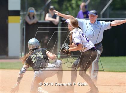 Thumbnail 1 in Hahnville @ St. Amant (LHSAA 5A 2nd Round Playoff) photogallery.
