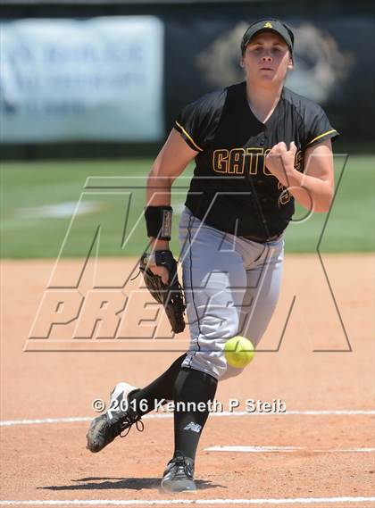 Thumbnail 1 in Hahnville @ St. Amant (LHSAA 5A 2nd Round Playoff) photogallery.