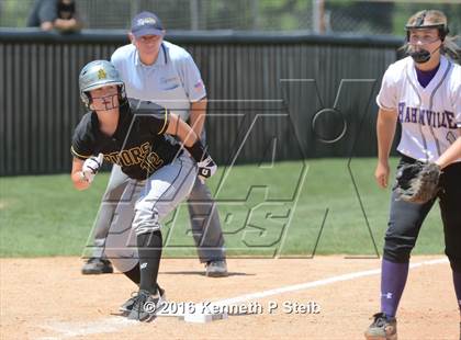 Thumbnail 1 in Hahnville @ St. Amant (LHSAA 5A 2nd Round Playoff) photogallery.