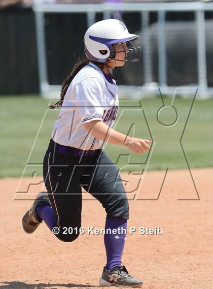 Thumbnail 3 in Hahnville @ St. Amant (LHSAA 5A 2nd Round Playoff) photogallery.