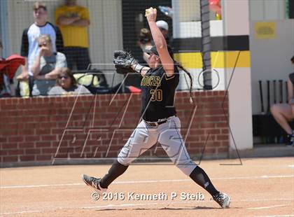 Thumbnail 3 in Hahnville @ St. Amant (LHSAA 5A 2nd Round Playoff) photogallery.
