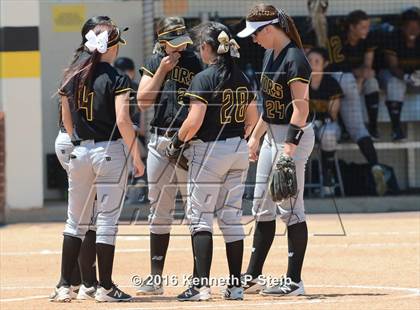 Thumbnail 1 in Hahnville @ St. Amant (LHSAA 5A 2nd Round Playoff) photogallery.