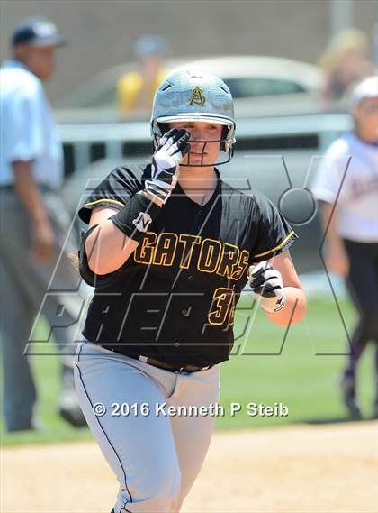 Thumbnail 1 in Hahnville @ St. Amant (LHSAA 5A 2nd Round Playoff) photogallery.