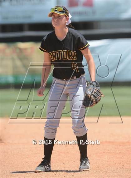Thumbnail 3 in Hahnville @ St. Amant (LHSAA 5A 2nd Round Playoff) photogallery.