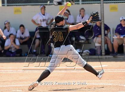 Thumbnail 2 in Hahnville @ St. Amant (LHSAA 5A 2nd Round Playoff) photogallery.