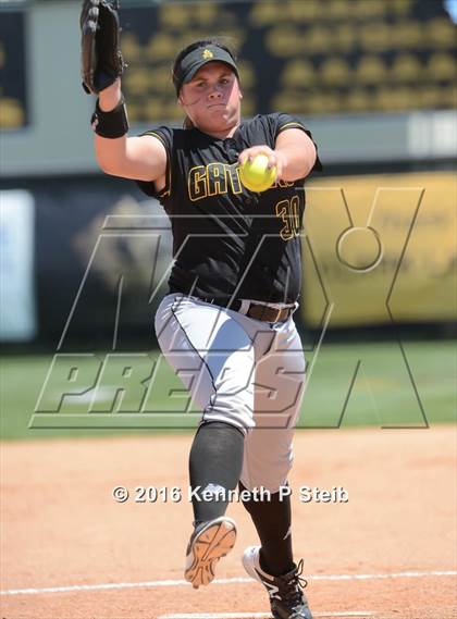 Thumbnail 1 in Hahnville @ St. Amant (LHSAA 5A 2nd Round Playoff) photogallery.
