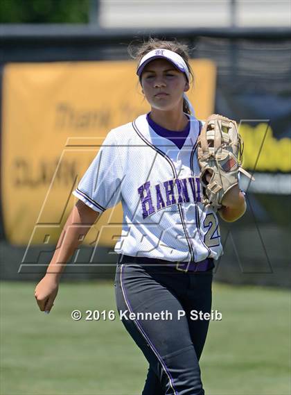 Thumbnail 2 in Hahnville @ St. Amant (LHSAA 5A 2nd Round Playoff) photogallery.