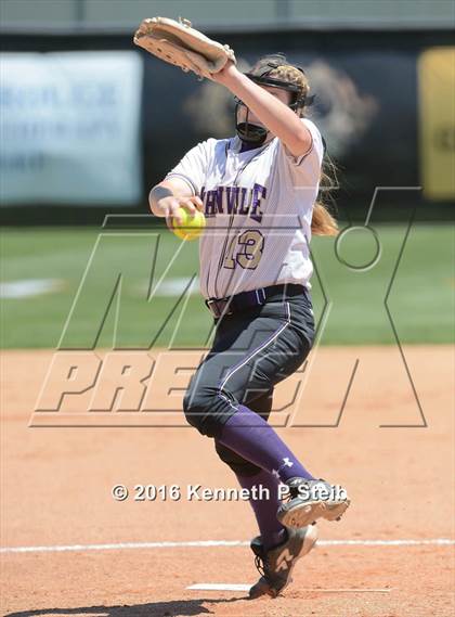 Thumbnail 3 in Hahnville @ St. Amant (LHSAA 5A 2nd Round Playoff) photogallery.