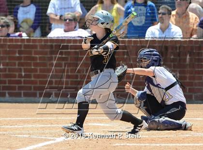 Thumbnail 1 in Hahnville @ St. Amant (LHSAA 5A 2nd Round Playoff) photogallery.