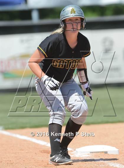 Thumbnail 3 in Hahnville @ St. Amant (LHSAA 5A 2nd Round Playoff) photogallery.