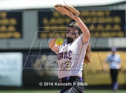 Thumbnail 2 in Hahnville @ St. Amant (LHSAA 5A 2nd Round Playoff) photogallery.
