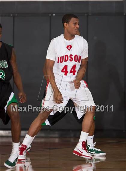 Thumbnail 3 in Judson vs Spring (McDonald's Texas Invitational) photogallery.