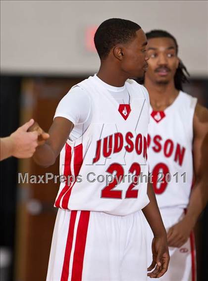 Thumbnail 1 in Judson vs Spring (McDonald's Texas Invitational) photogallery.