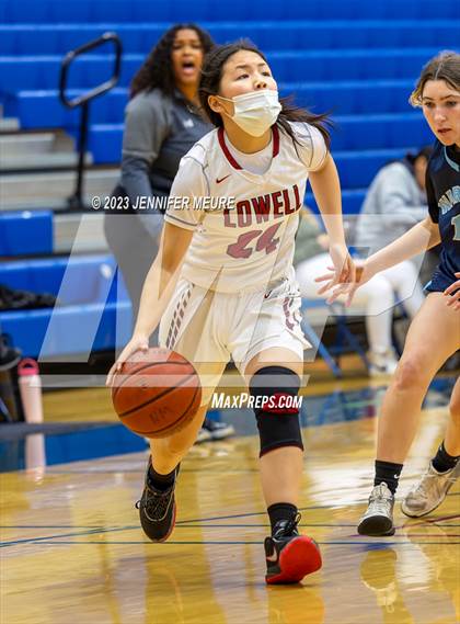 Thumbnail 2 in JV: Lowell vs. Valley Christian (Newark Optimist Club Holiday Classic) photogallery.