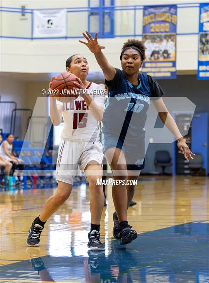 Thumbnail 1 in JV: Lowell vs. Valley Christian (Newark Optimist Club Holiday Classic) photogallery.