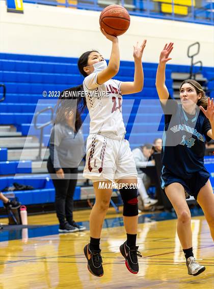 Thumbnail 1 in JV: Lowell vs. Valley Christian (Newark Optimist Club Holiday Classic) photogallery.