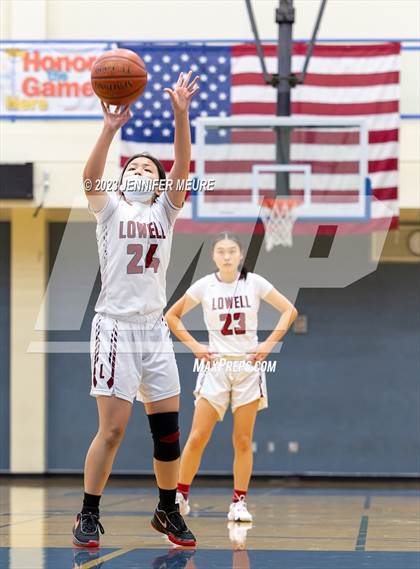Thumbnail 3 in JV: Lowell vs. Valley Christian (Newark Optimist Club Holiday Classic) photogallery.