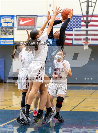 Thumbnail 2 in JV: Lowell vs. Valley Christian (Newark Optimist Club Holiday Classic) photogallery.