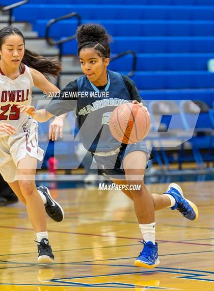 Thumbnail 1 in JV: Lowell vs. Valley Christian (Newark Optimist Club Holiday Classic) photogallery.