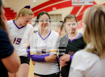 Thumbnail 1 in Escalon vs. Union Mine (CIF SJS D4 Final) photogallery.