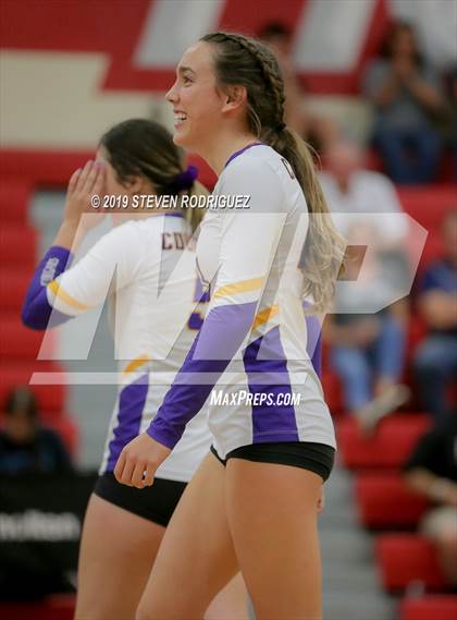 Thumbnail 3 in Escalon vs. Union Mine (CIF SJS D4 Final) photogallery.
