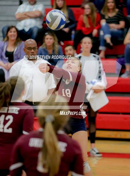Thumbnail 1 in Escalon vs. Union Mine (CIF SJS D4 Final) photogallery.