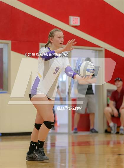 Thumbnail 2 in Escalon vs. Union Mine (CIF SJS D4 Final) photogallery.
