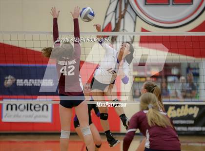 Thumbnail 3 in Escalon vs. Union Mine (CIF SJS D4 Final) photogallery.