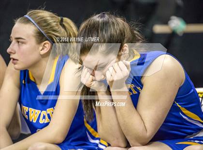 Thumbnail 2 in Newport Central Catholic vs Dixie photogallery.
