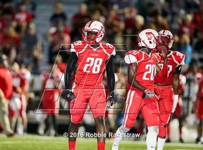 Thumbnail 3 in Lindale @ Terrell photogallery.