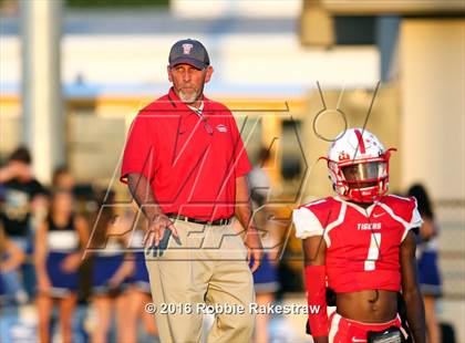 Thumbnail 3 in Lindale @ Terrell photogallery.