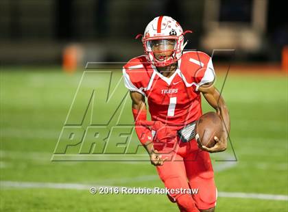 Thumbnail 3 in Lindale @ Terrell photogallery.