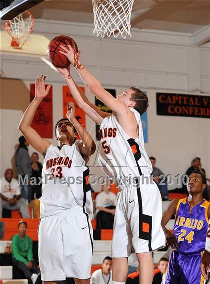 Thumbnail 3 in Armijo @ Foothill photogallery.