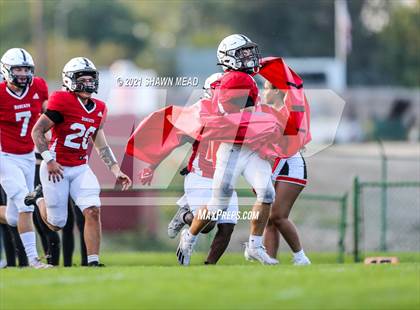 Thumbnail 1 in Davison @ Grand Blanc photogallery.