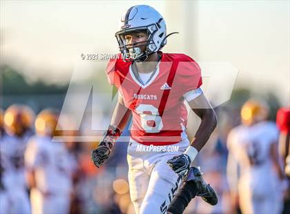 Thumbnail 2 in Davison @ Grand Blanc photogallery.