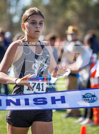 Thumbnail 1 in NIAA 4A State Final photogallery.