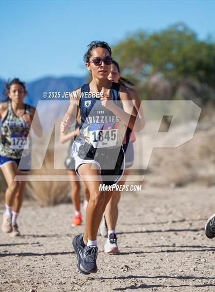 Thumbnail 1 in NIAA 4A State Final photogallery.