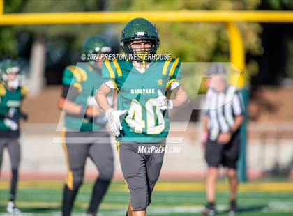Thumbnail 2 in Royal @ Moorpark photogallery.