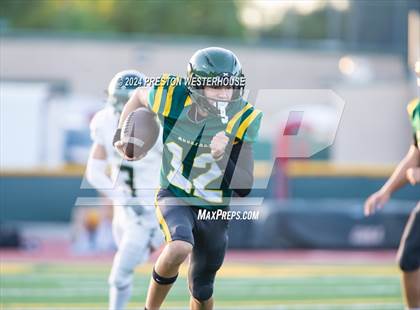 Thumbnail 1 in Royal @ Moorpark photogallery.