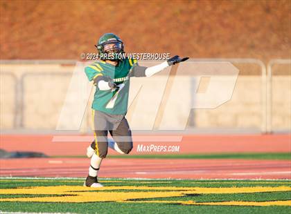 Thumbnail 3 in Royal @ Moorpark photogallery.