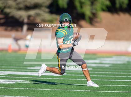 Thumbnail 3 in Royal @ Moorpark photogallery.