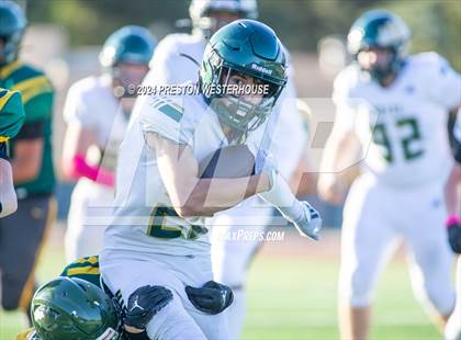 Thumbnail 2 in Royal @ Moorpark photogallery.